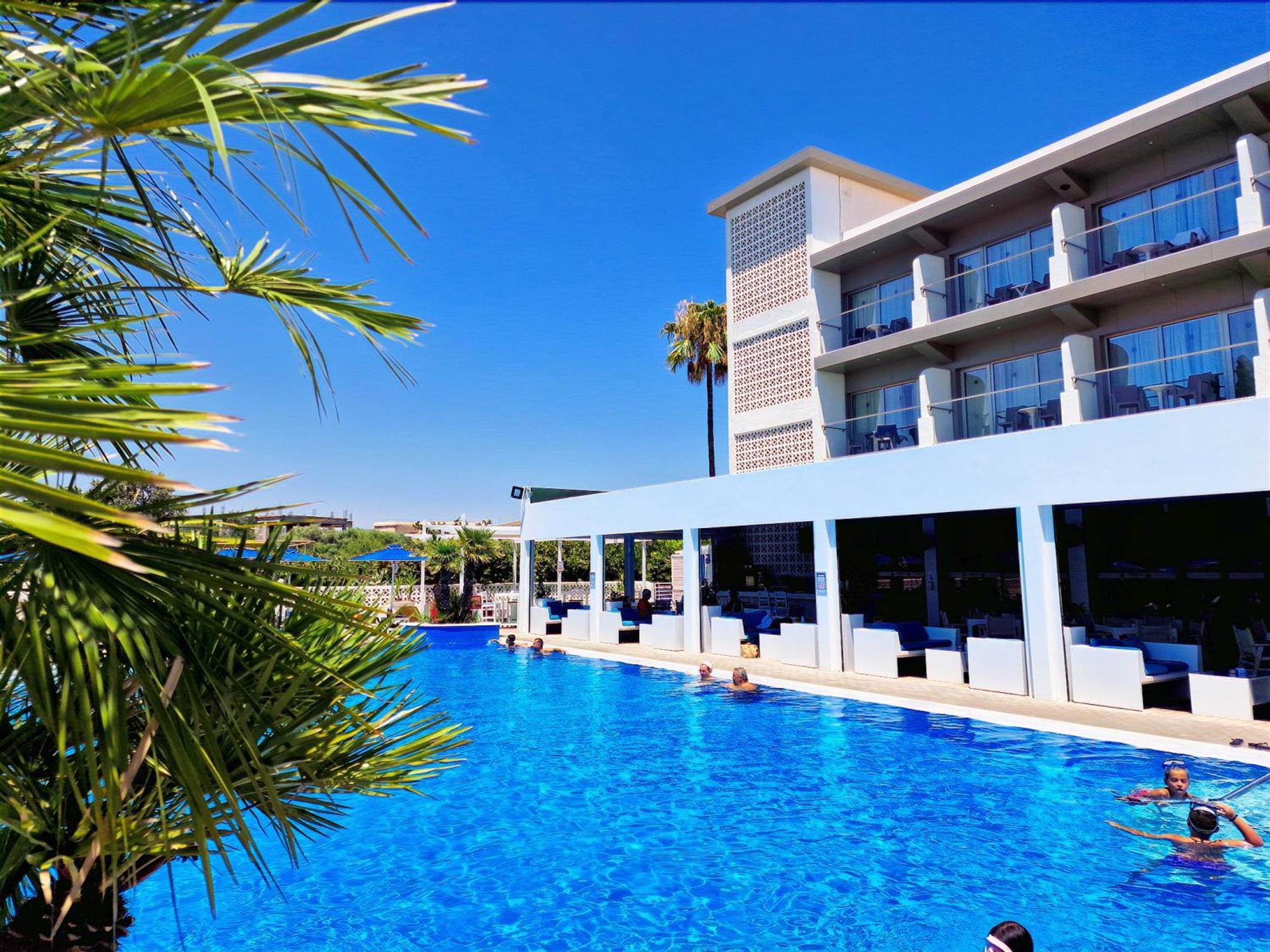 Sveltos Hotel Ларнака Екстер'єр фото