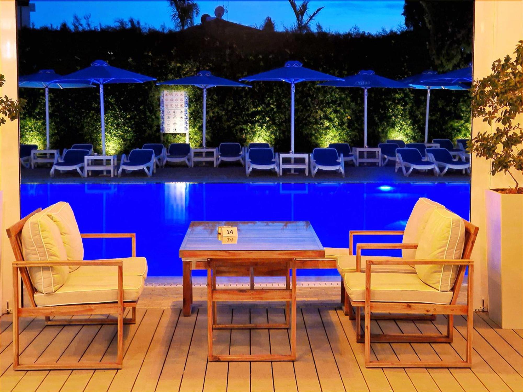Sveltos Hotel Ларнака Екстер'єр фото