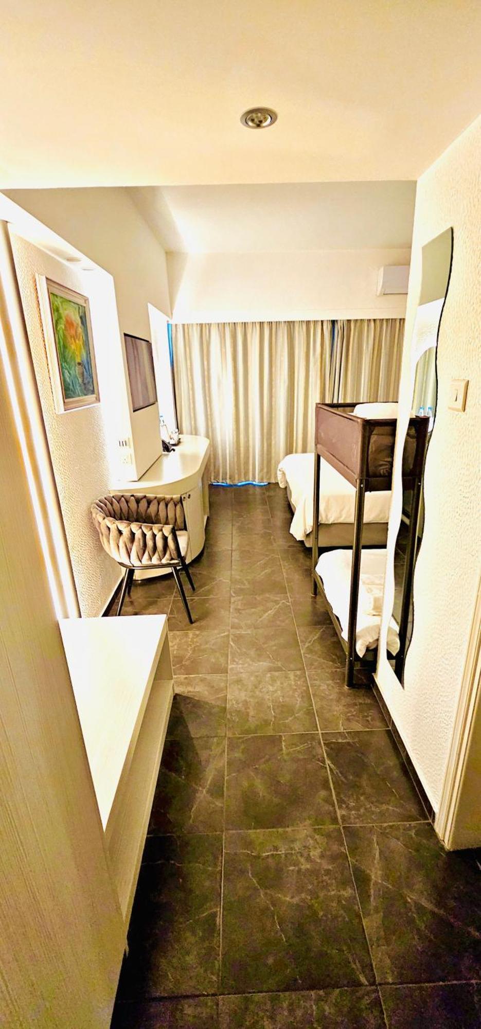 Sveltos Hotel Ларнака Екстер'єр фото
